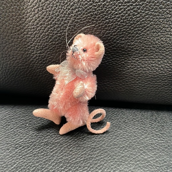 Signed and Numbered Deb Canham “Sugar” Mouse Figurine - Picture 3 of 11